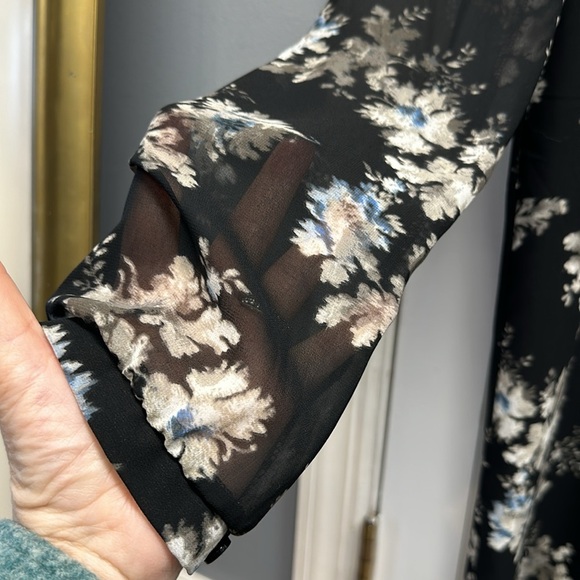 Anthropologie ASTR long sleeve chiffon sheer sleeve dress size XS - Picture 4 of 7